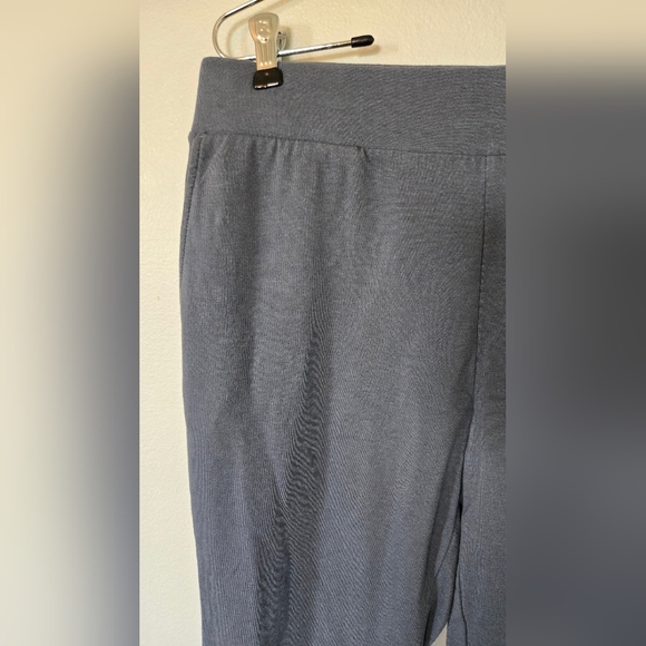 Pure Jill Dark Gray Slim Leg Stretchy Pants Size Medium - Picture 3 of 5